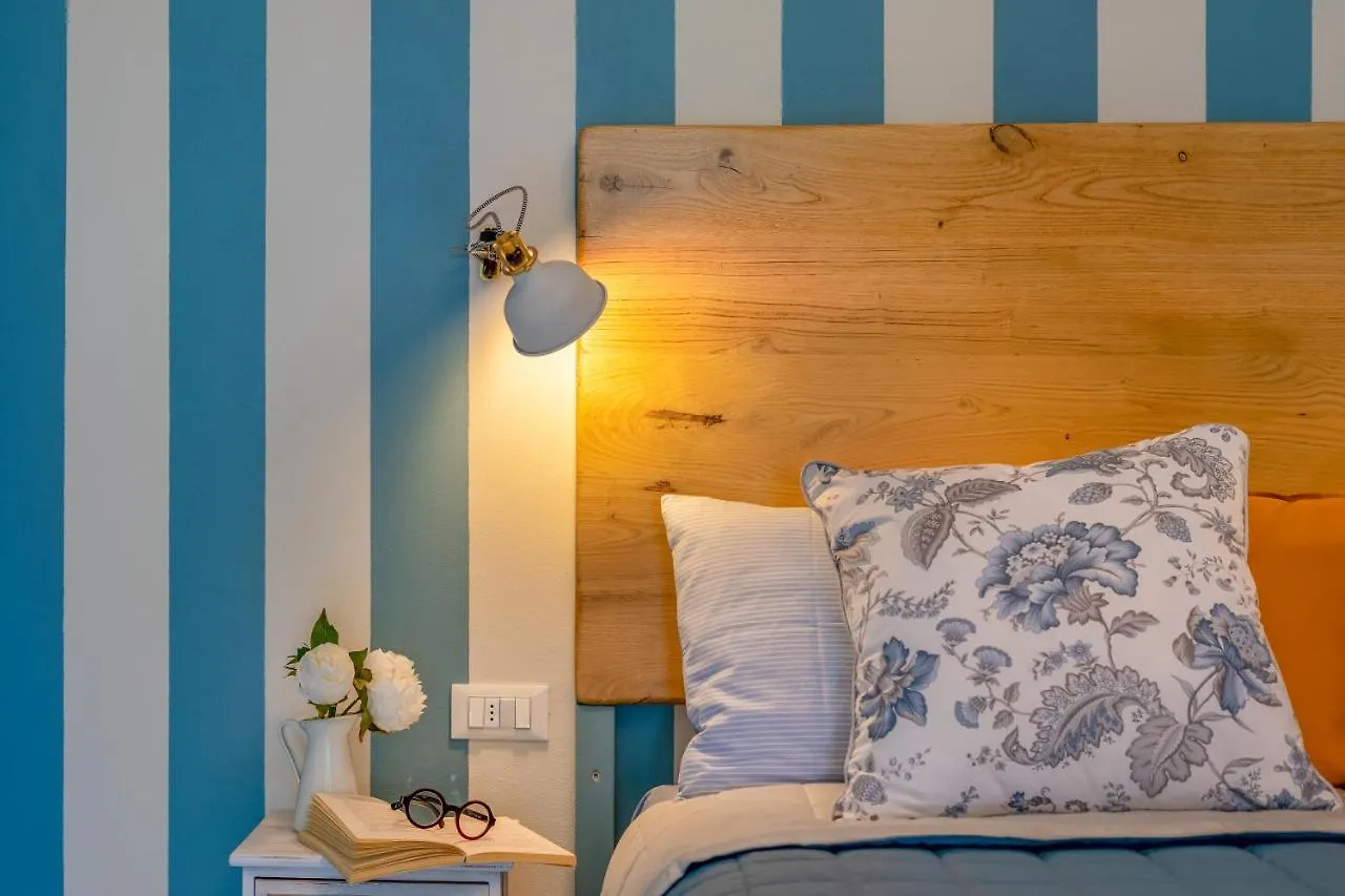Apartament La Mansarda Chic By Tuscanywego